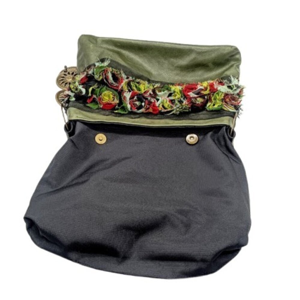 Artisan Green Leather Mesh Floral Hammered Metal Chain Link Strap Bag - Picture 9 of 9